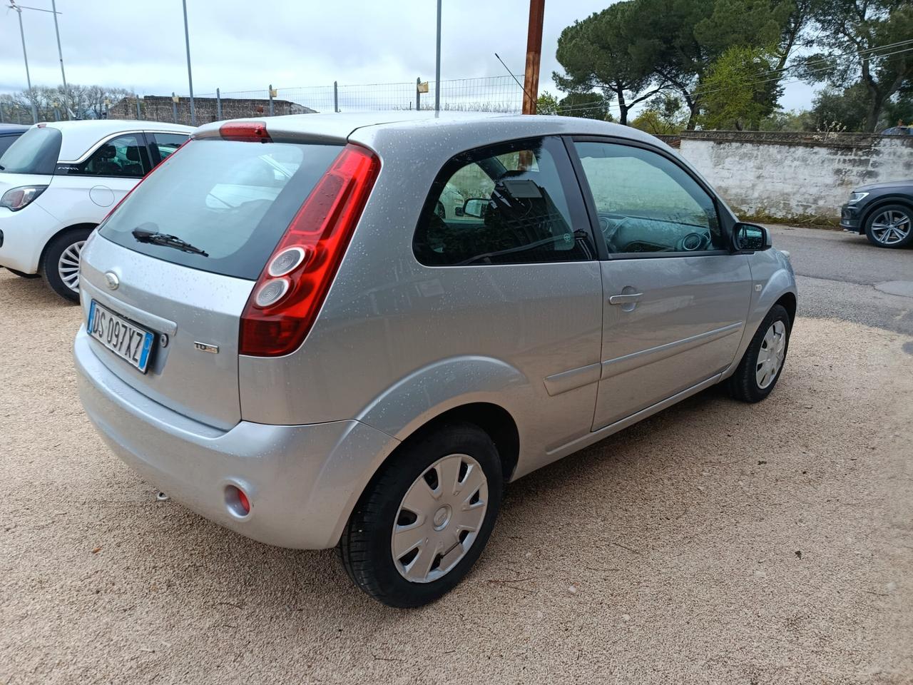 Ford Fiesta Fiesta+ 1.4 TDCi 68CV 3 porte