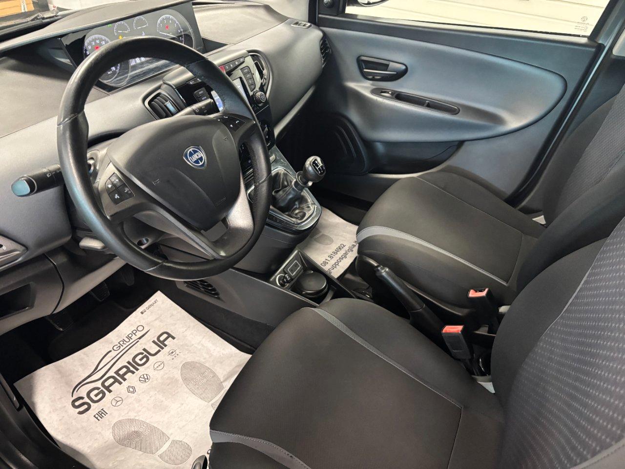 Lancia Ypsilon 1.2 GPL Gold Ecochic