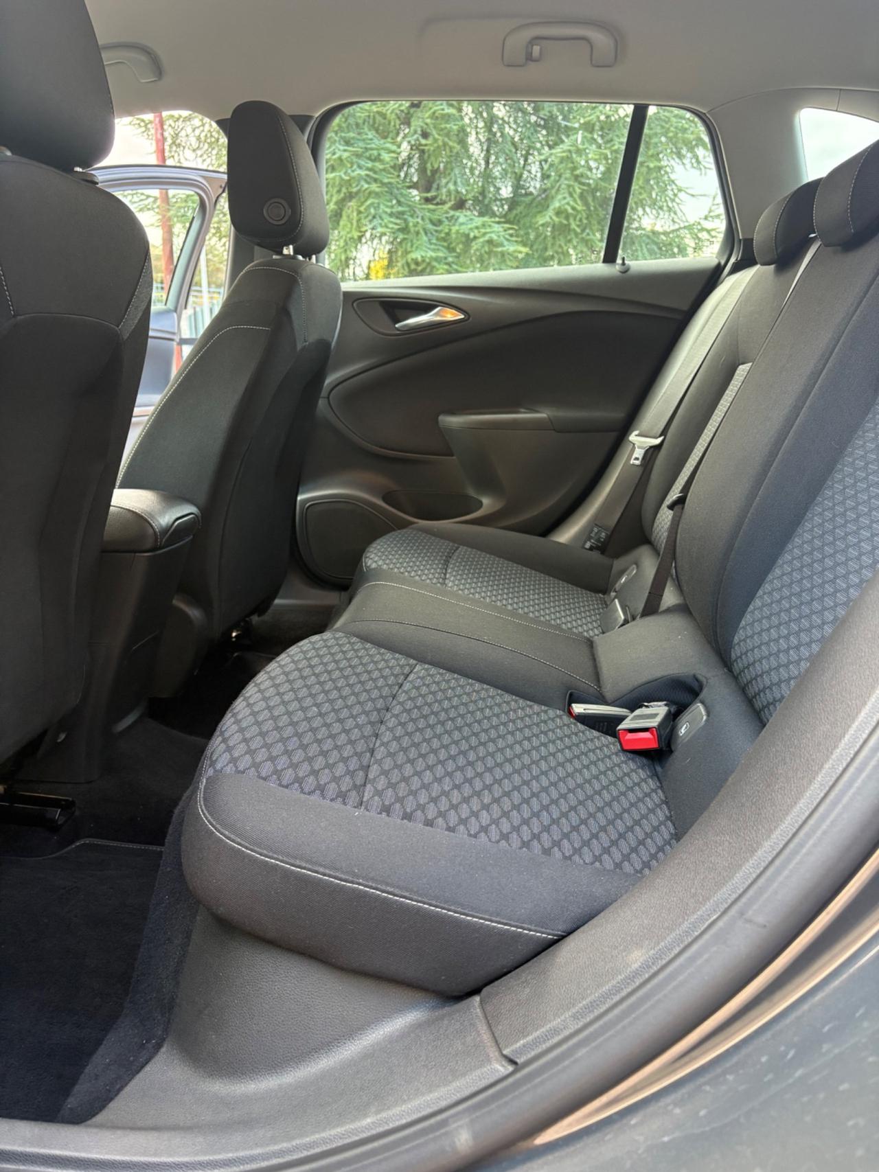 Opel Astra 1.6 CDTi Sports Tourer Business