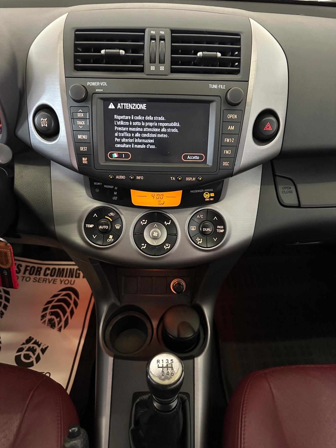 Toyota RAV4 2.2 D-4D 136 CV Sol
