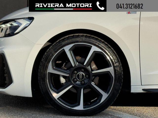 AUDI A1 SPB 30 TFSI S tronic Black Line