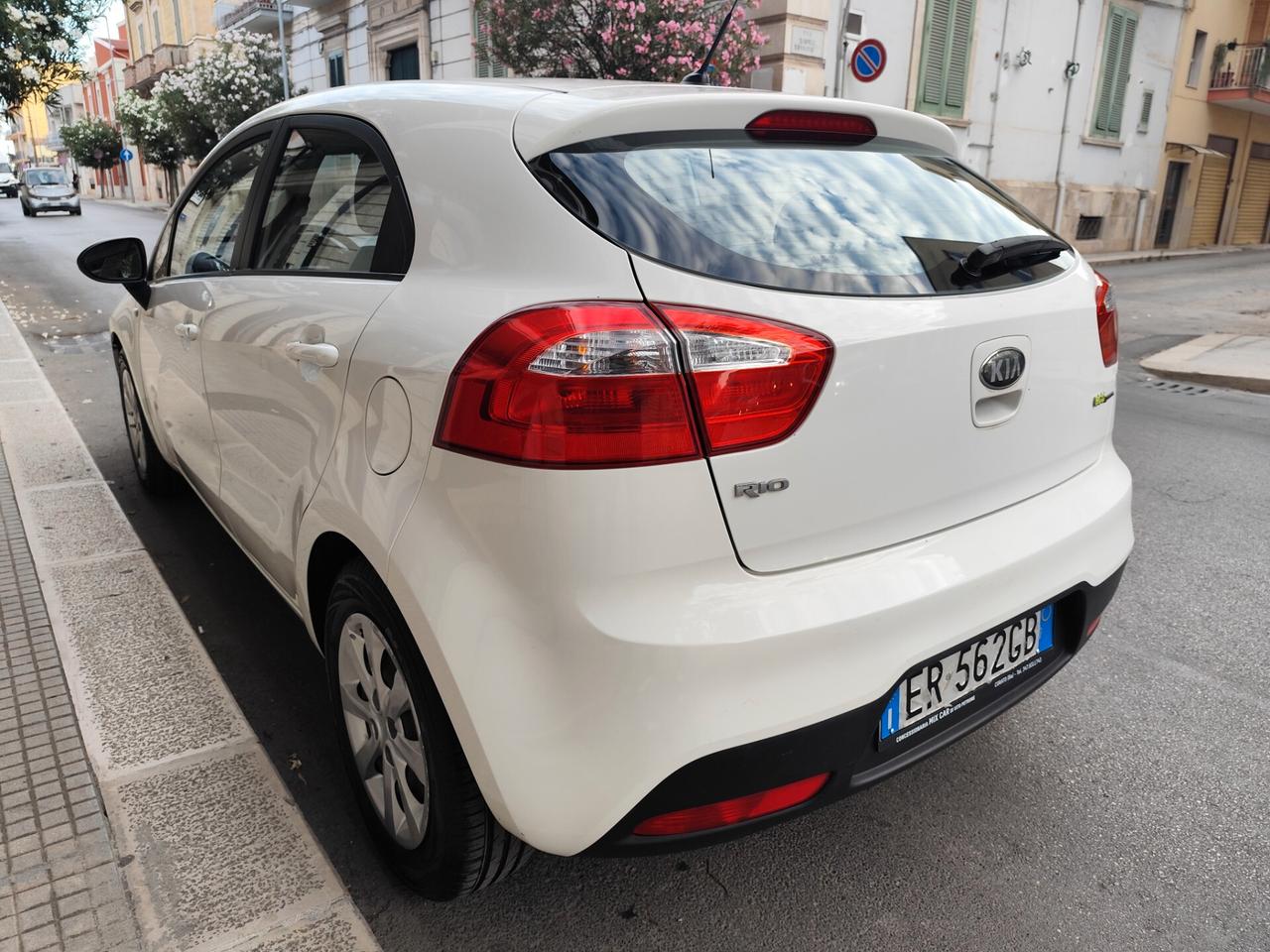 Kia Rio 1.1 CRDi 75CV DIESEL PERFETTA