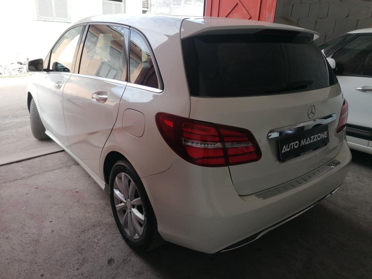 Mercedes-benz B 180 d Premium(full optional)