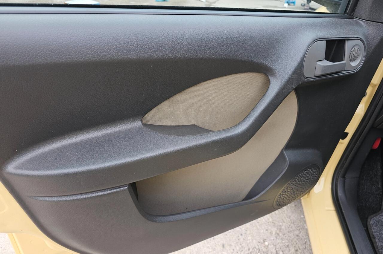 FIAT PANDA 1.2 GUIDABILE DA NEOPATENTATI GARANZIA 12 MESI