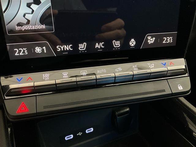 RENAULT Austral 1.2 E-Tech full hybrid 200cv Techno Esprit