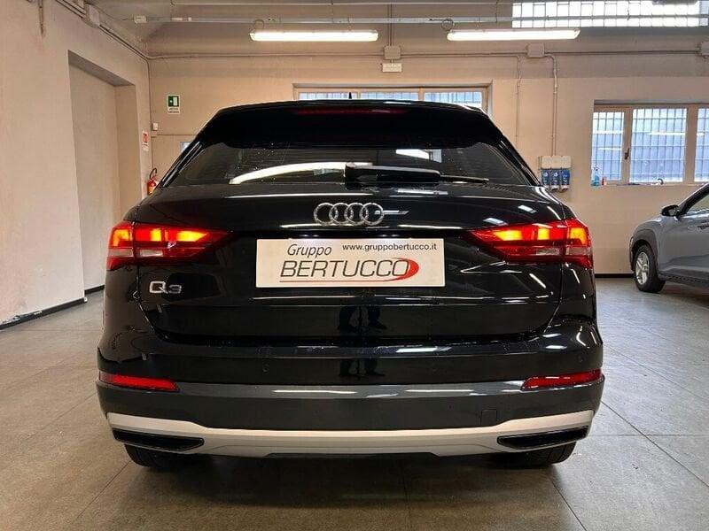 Audi Q3 35 TDI S tronic Business Advanced