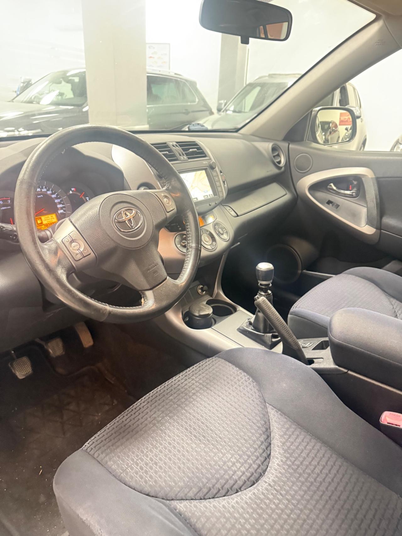 Toyota RAV 4 RAV4 Crossover 2.2 D-4D 136 CV Sol