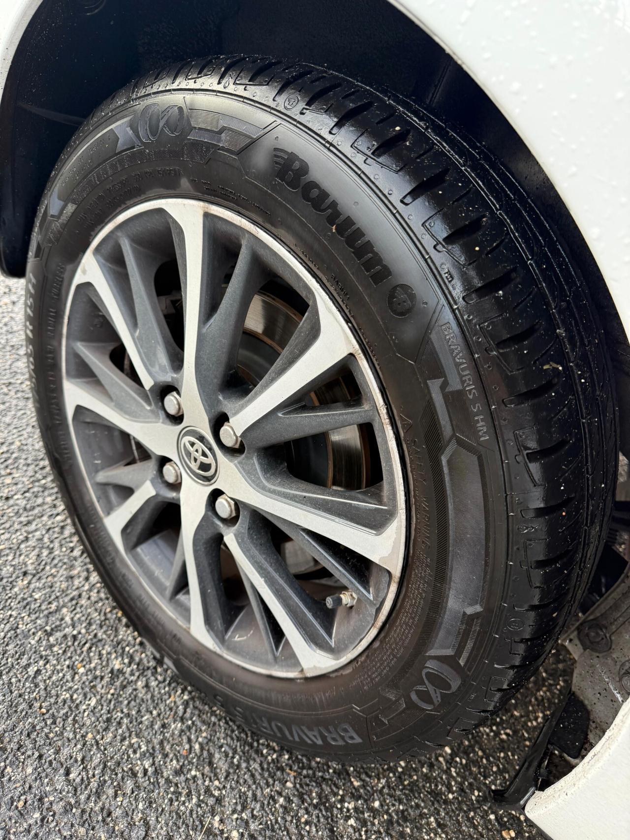 Toyota Yaris Hybrid **UNICO PROPRIETARIO**