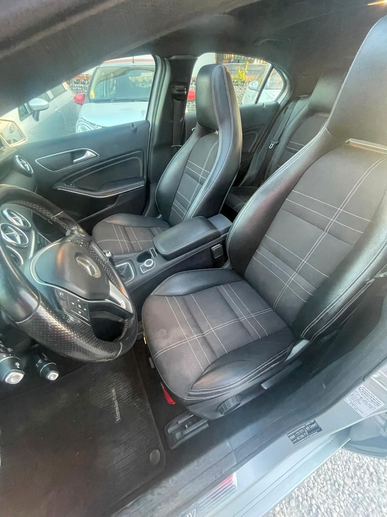 Mercedes-benz A 180 DARK NIGHT EDITION