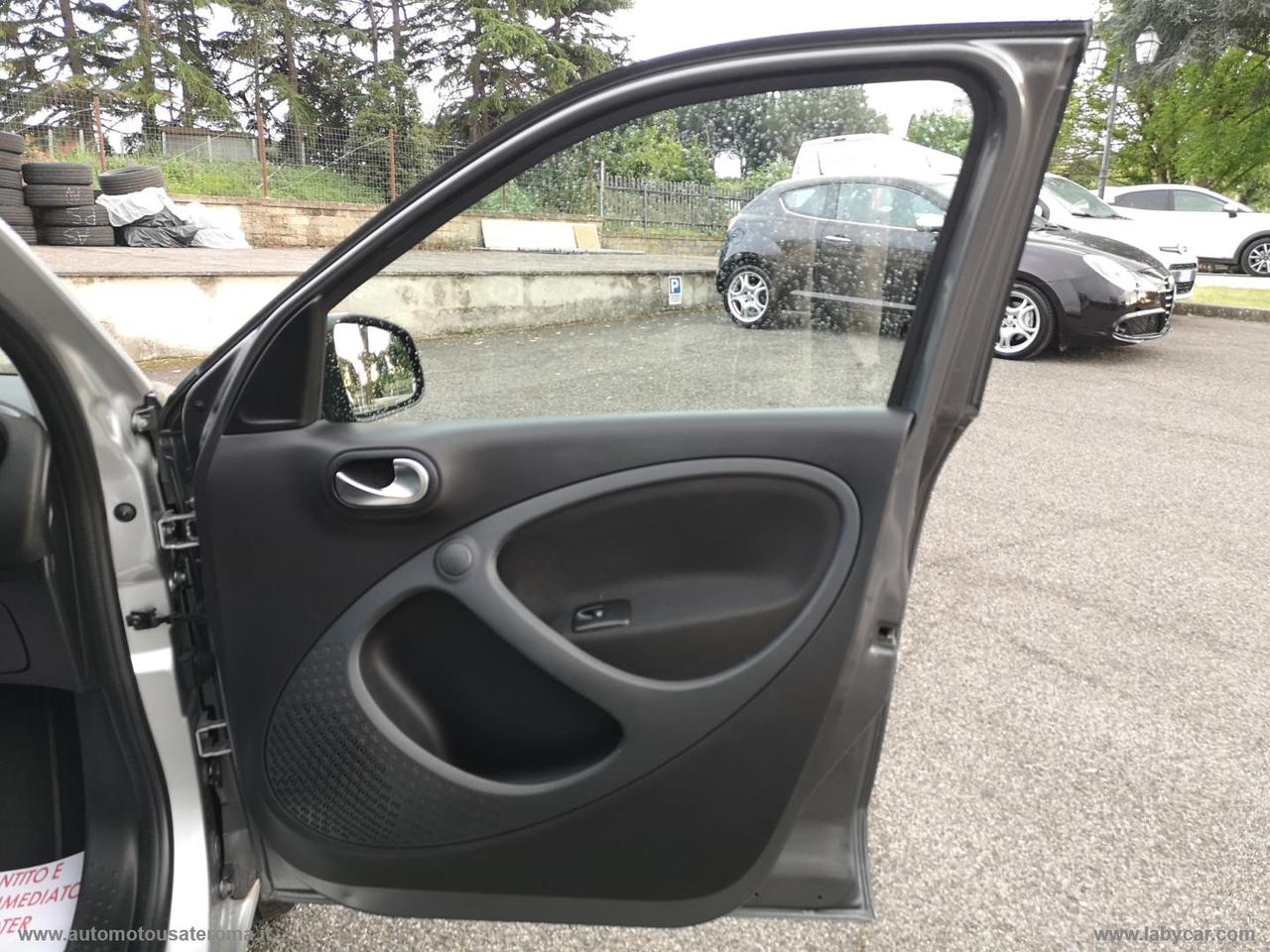 SMART forfour 90 0.9 Turbo Youngster PROMO WEB