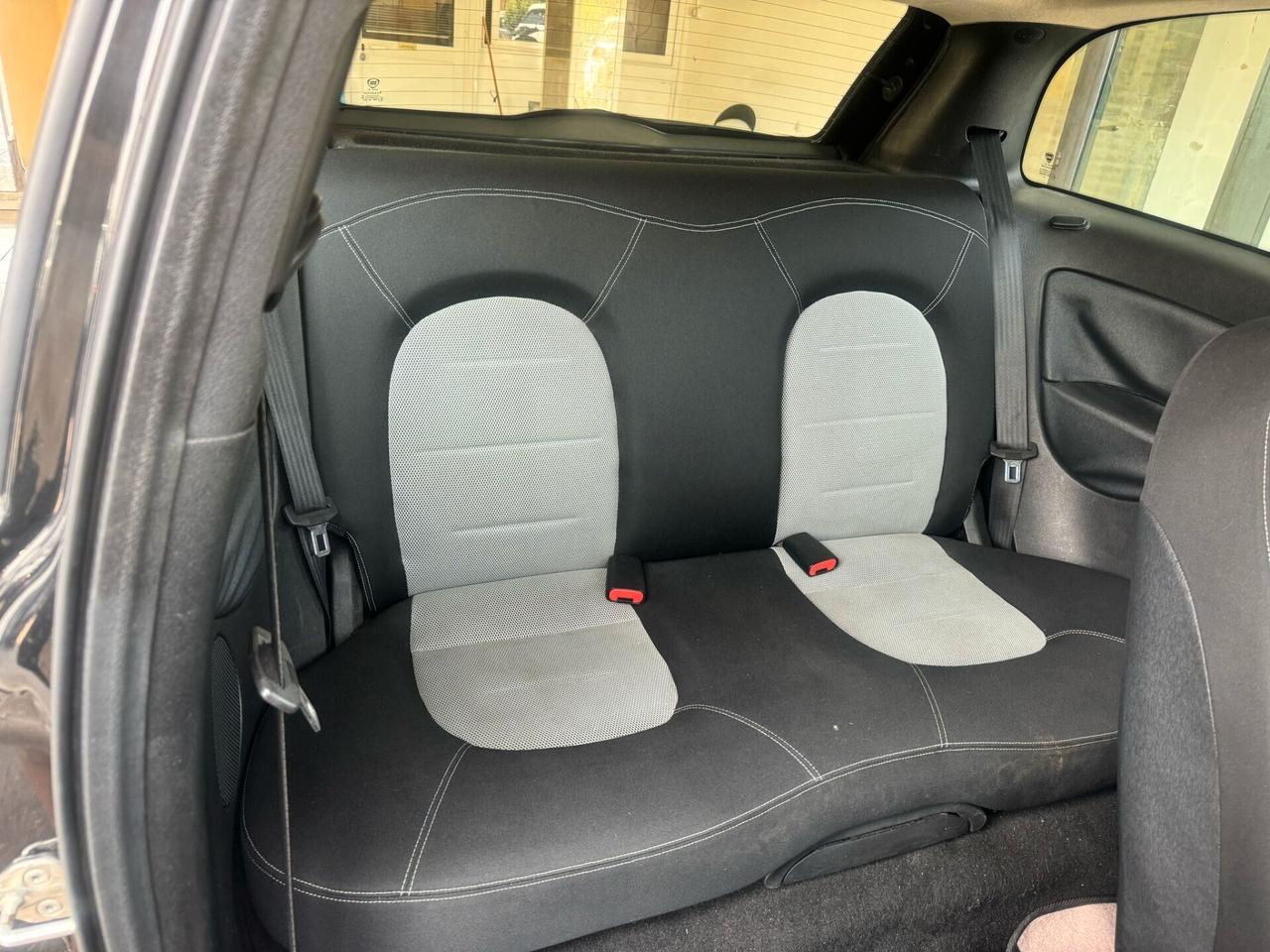 Lancia Ypsilon 1.2 Momo Design Full Opt