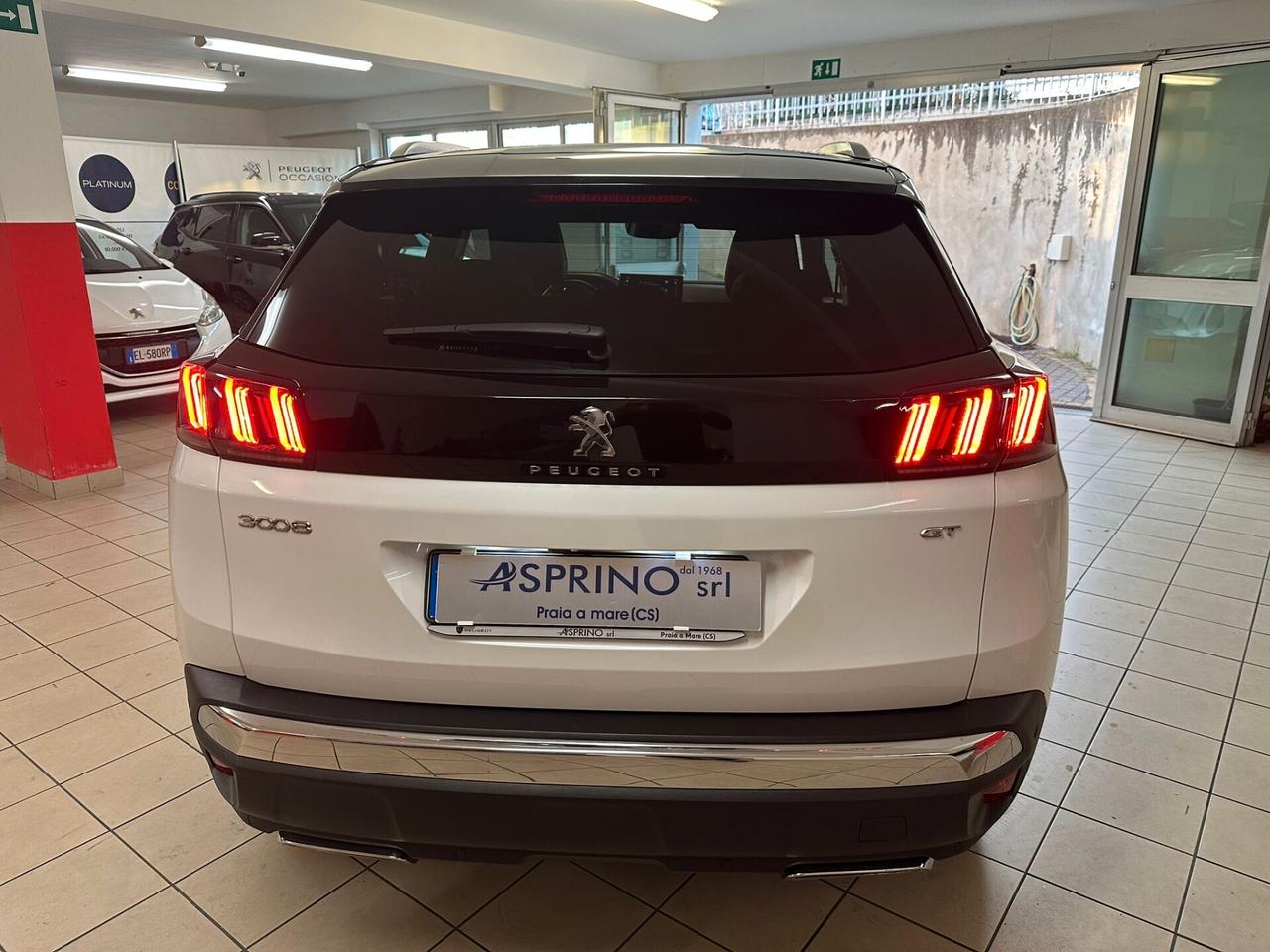 Peugeot 3008 BlueHDi 130 S&S EAT8 GT 3