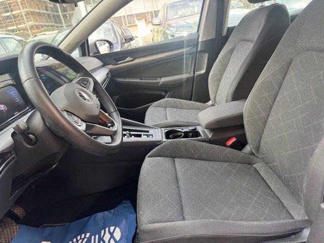 VOLKSWAGEN Golf 1.0 eTSI EVO DSG Life
