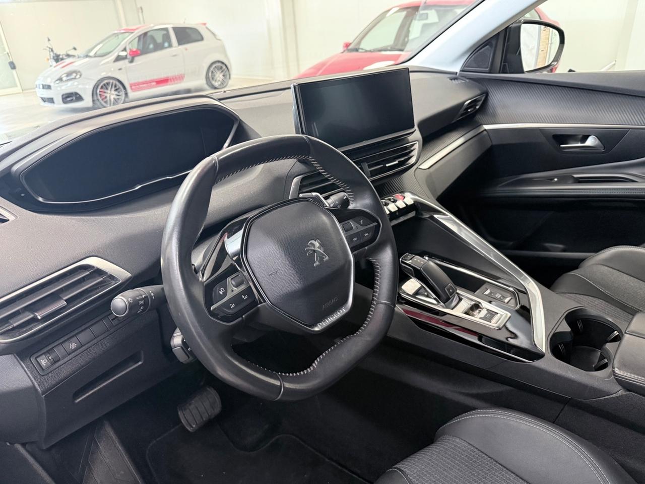 Peugeot 3008 BlueHDi 130 S&S EAT8 Allure