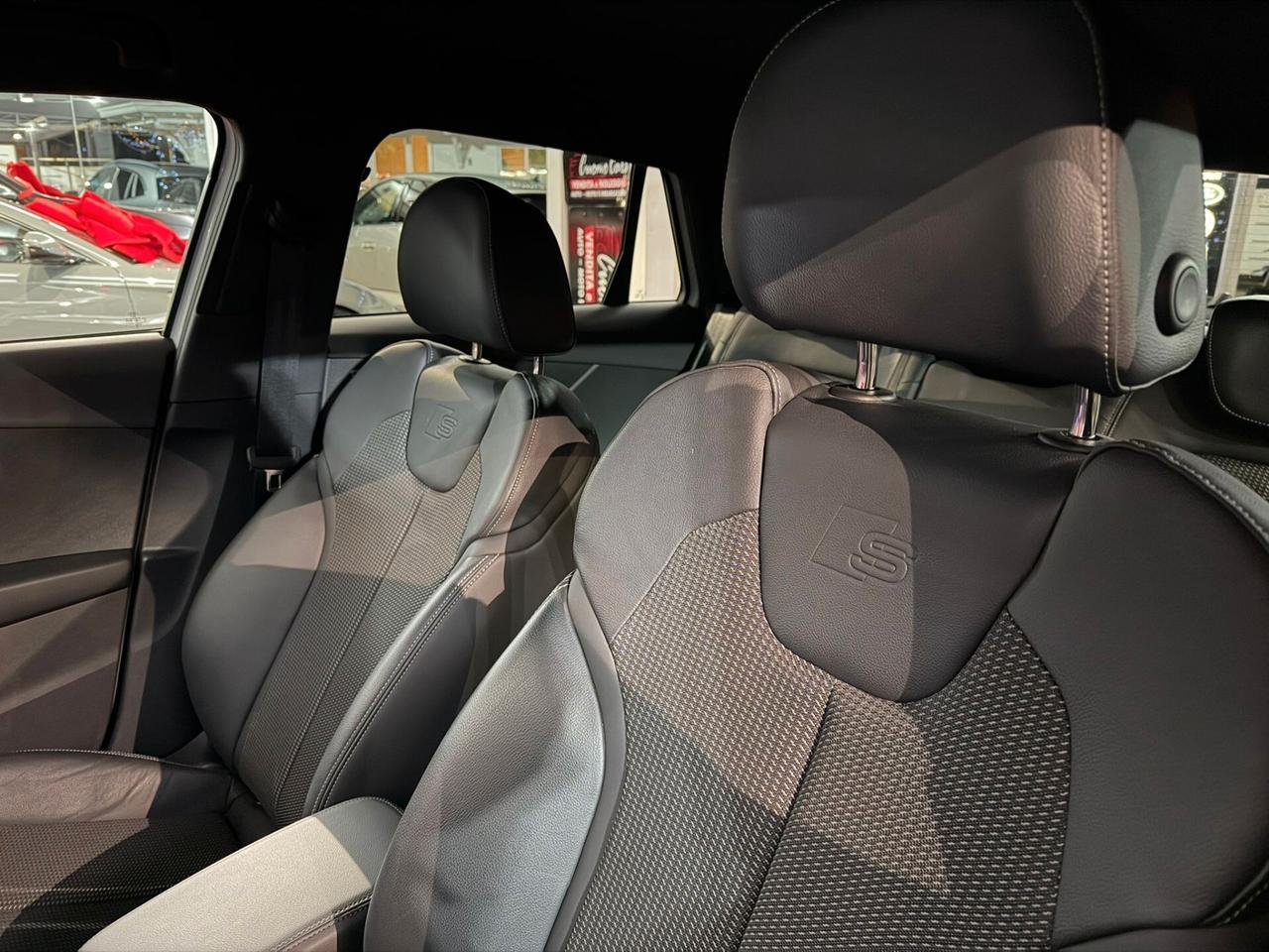 Audi Q2 35 TDI quattro S tronic line Edition