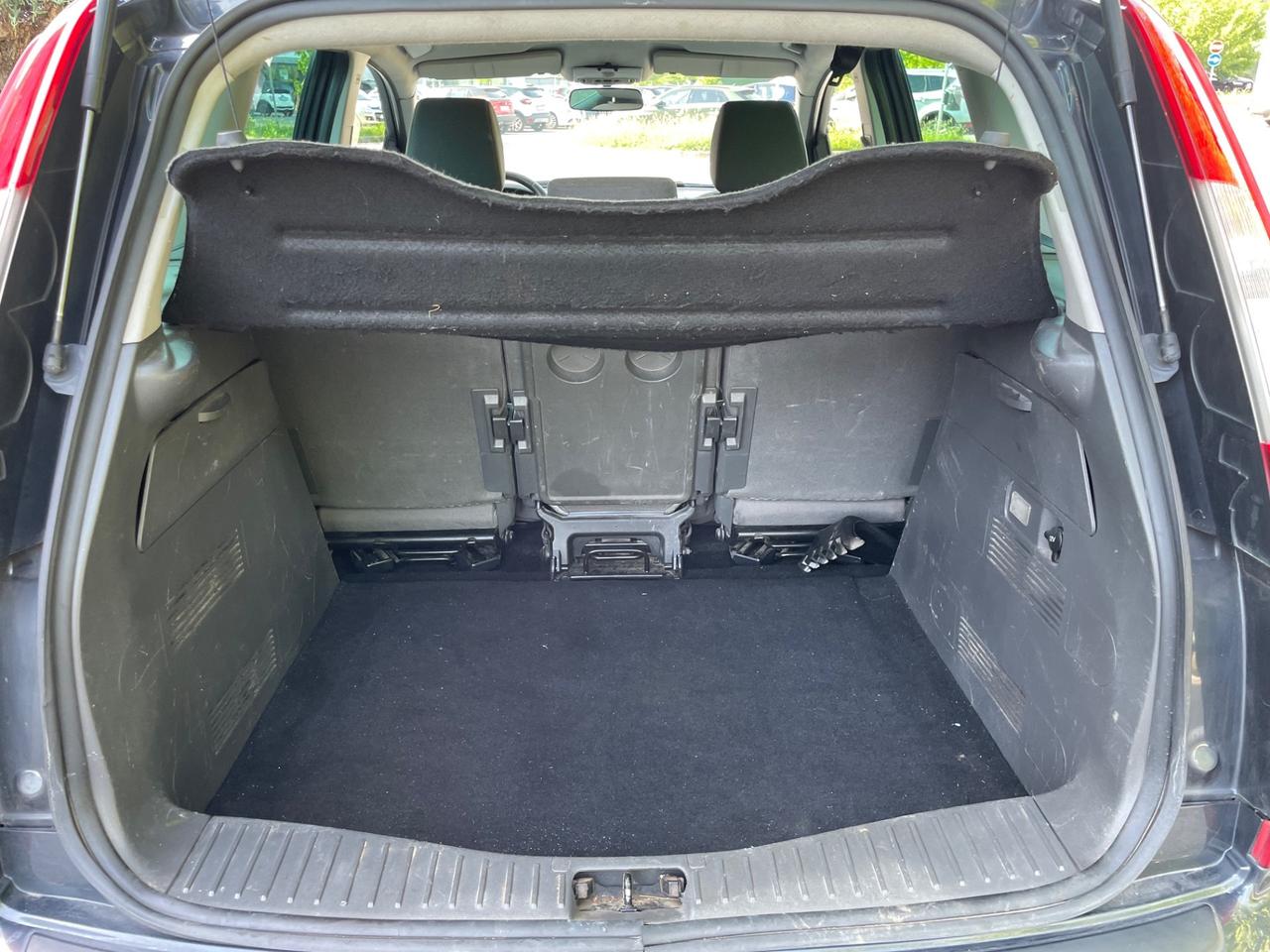 Ford Focus C-Max 1.6 TDCi (90CV) Ghia