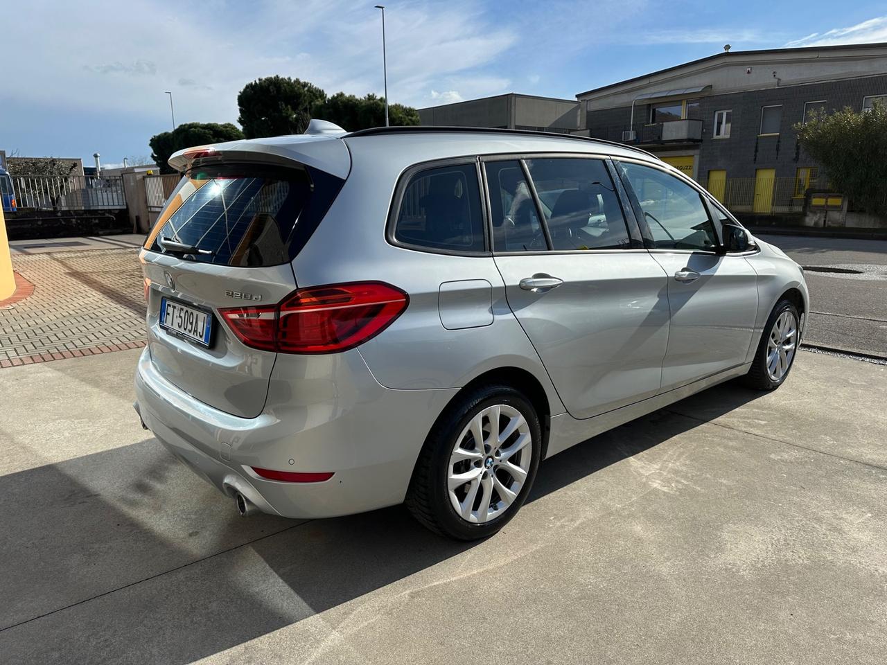 Bmw Serie 2 Gran Tourer 220d aut.