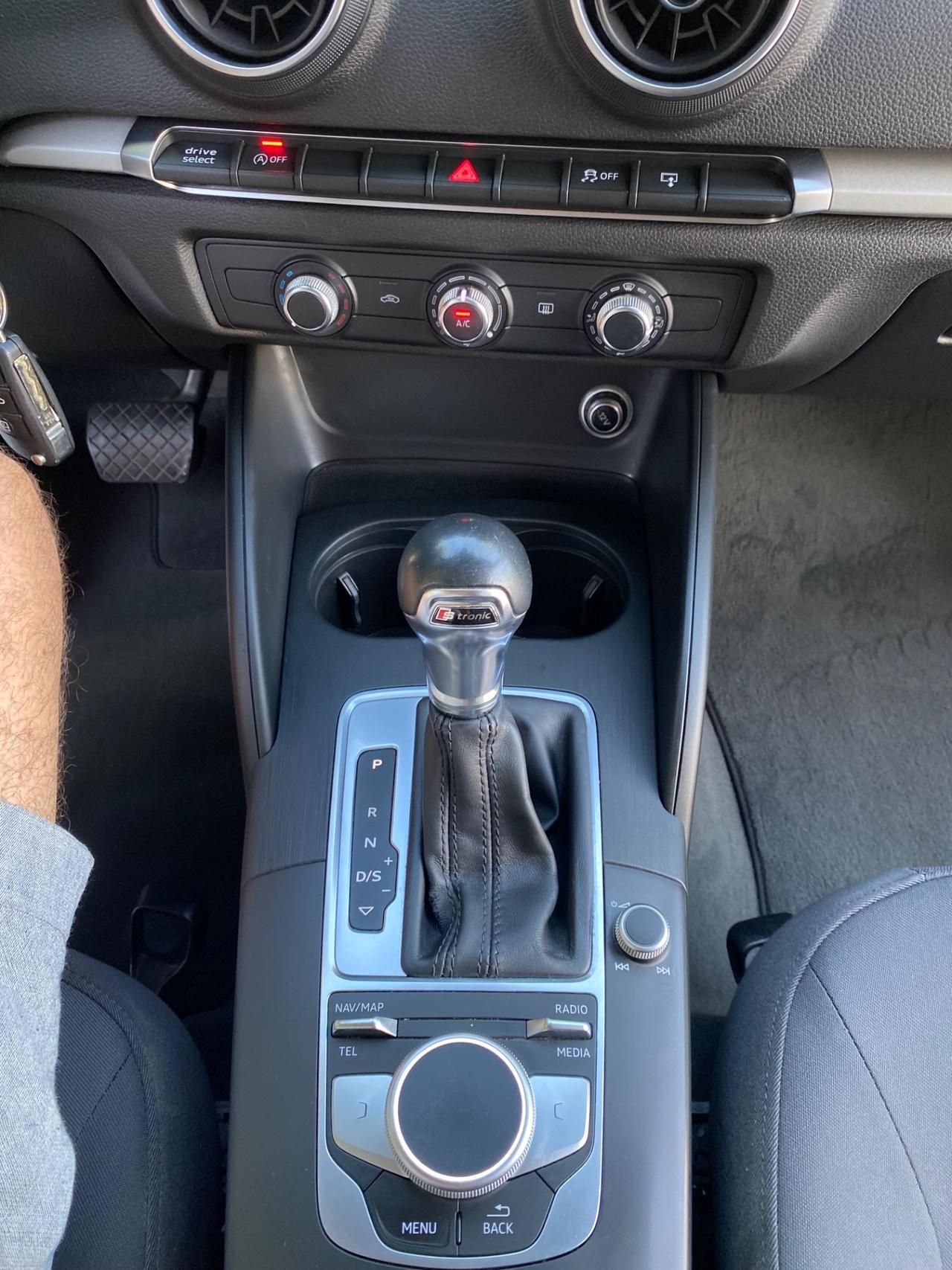 Audi A3 SPB 1.6 TDI 116 CV S tronic Business NEOPATENTATI!!!