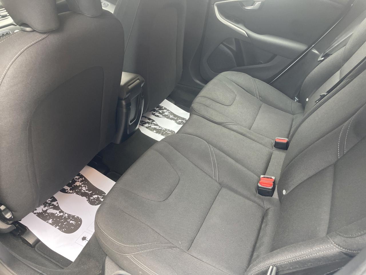 Volvo V40 SERVICE COMPLETO - AUTOMATICO