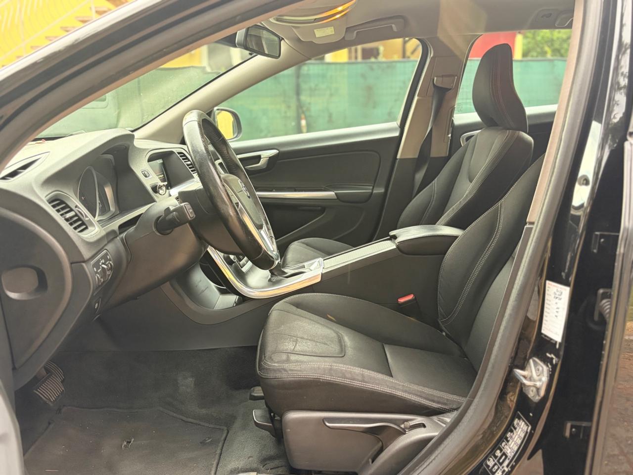 Volvo V60 D2 Geartronic Business euro 6B