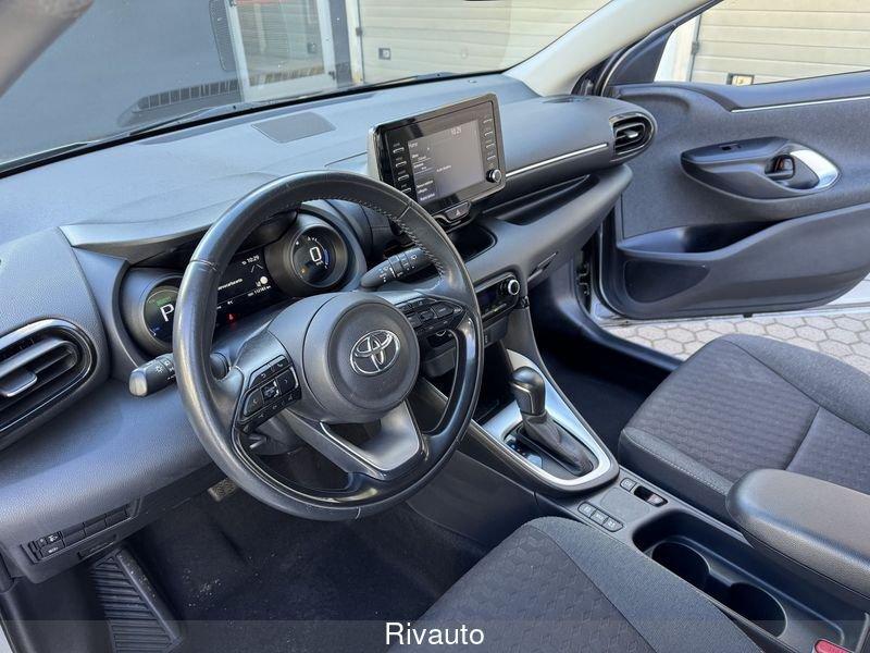 Toyota Yaris Hybrid Trend MY22