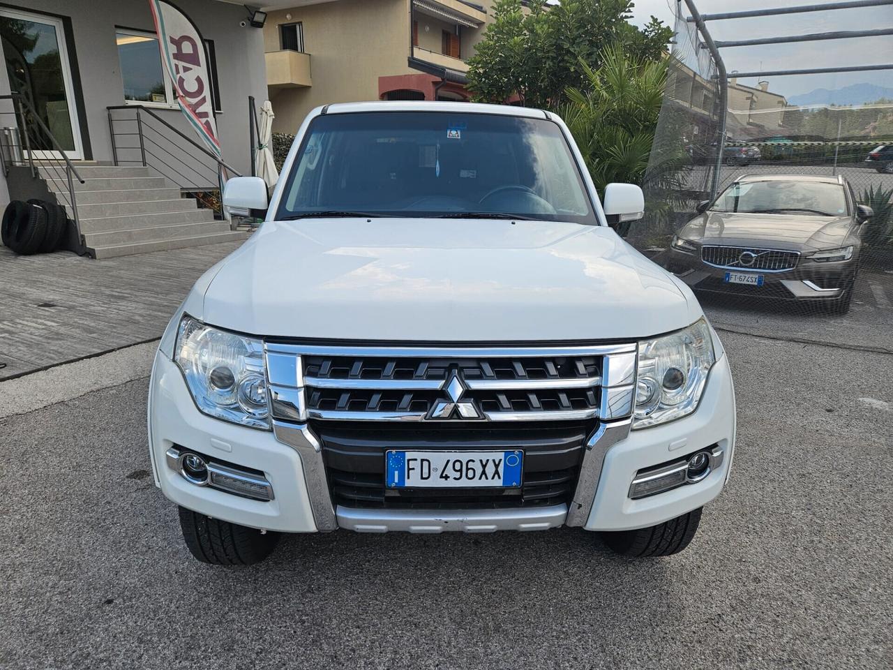 Mitsubishi Pajero 3.2 DI-D 16V aut. 5p. Instyle DPF CARPLAY