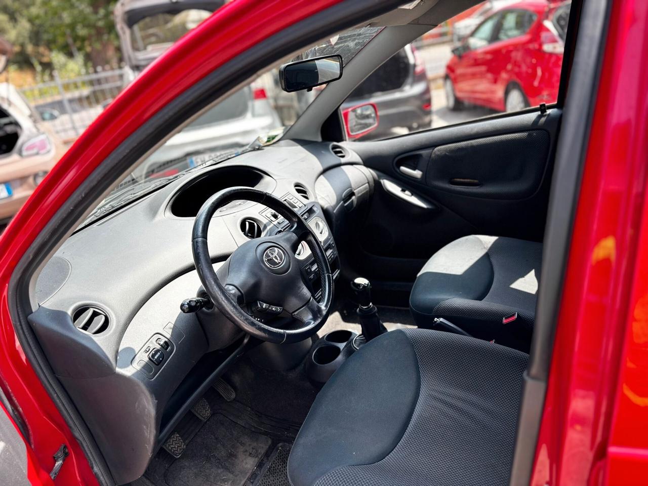 Toyota Yaris 1.0i 16V cat 5 porte Blue
