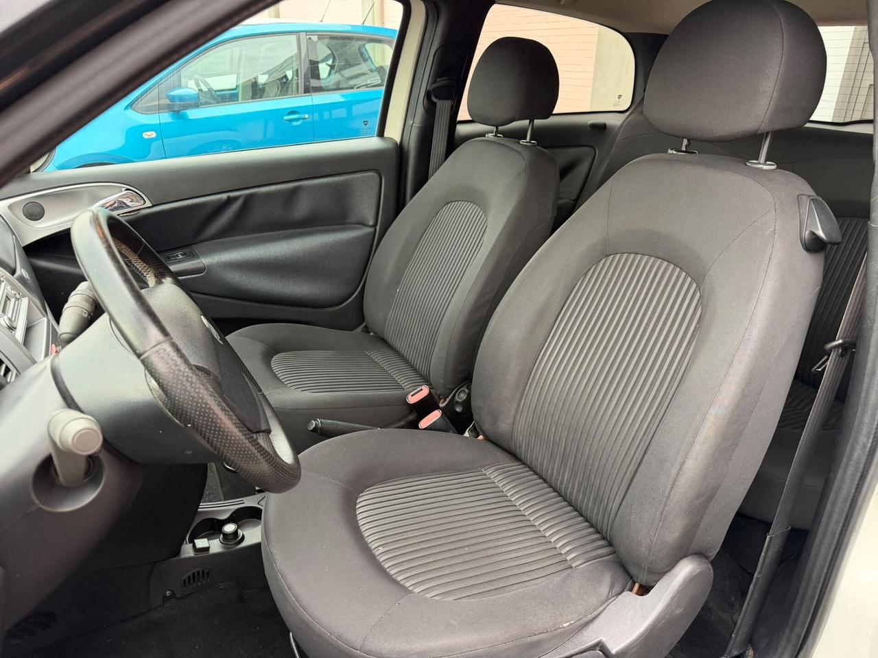 Lancia Ypsilon 1.2 GPL 60cv