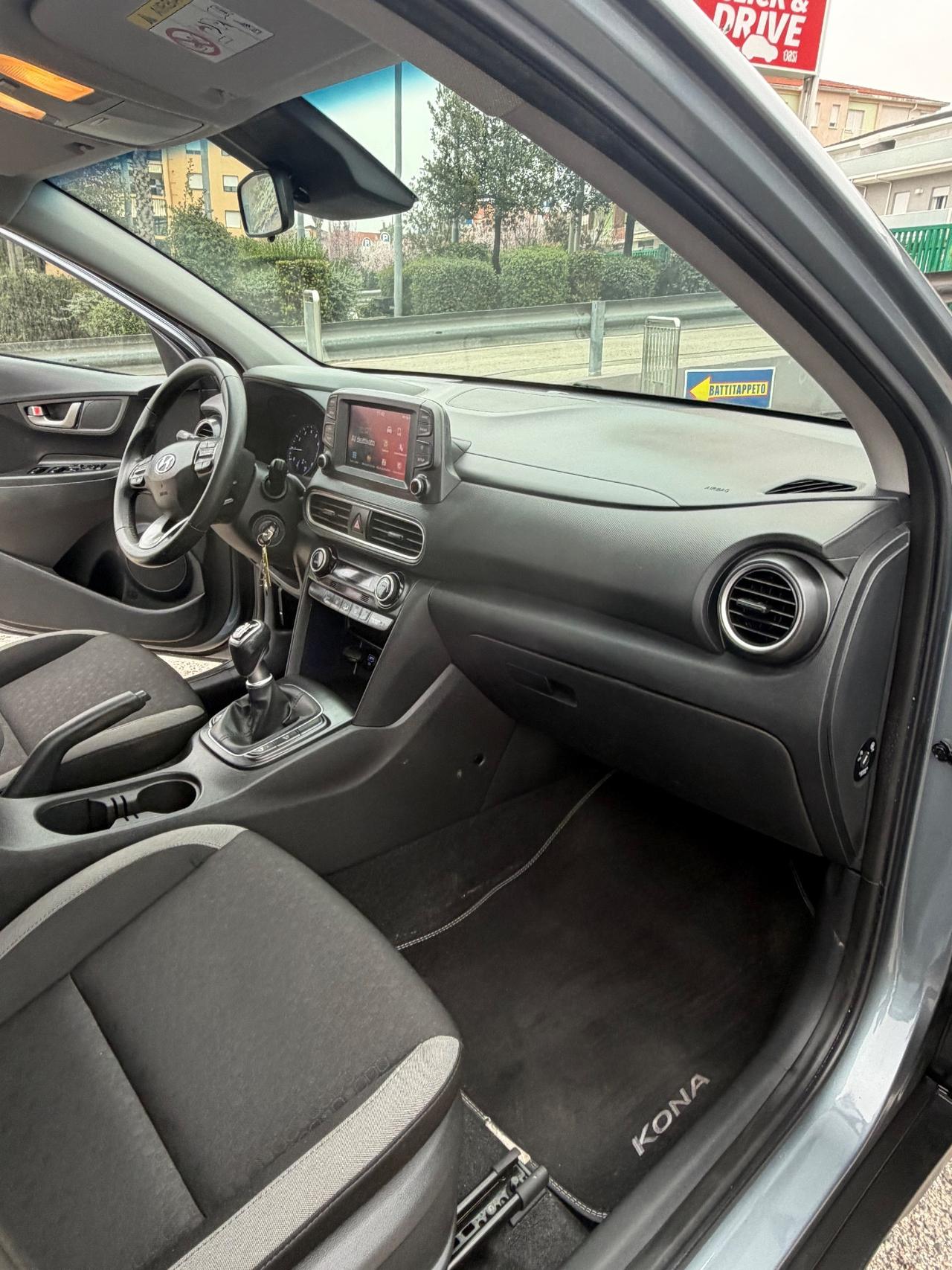 Hyundai Kona 1.0 T-GDI Xpossible