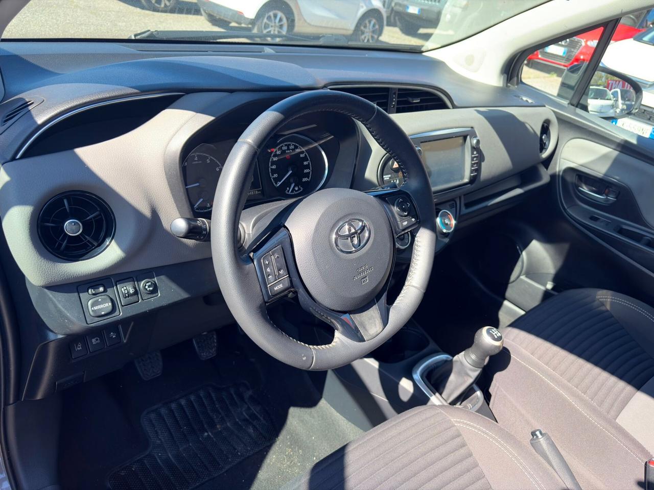 Toyota Yaris 1.0 5 porte Active
