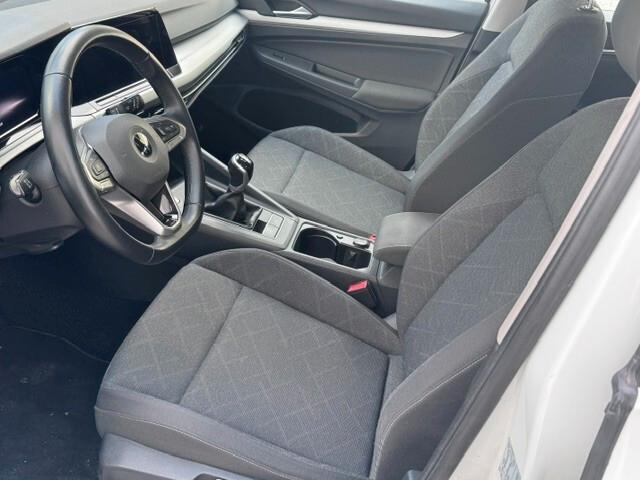 Volkswagen Golf 1.5 TGI Life MANUALE
