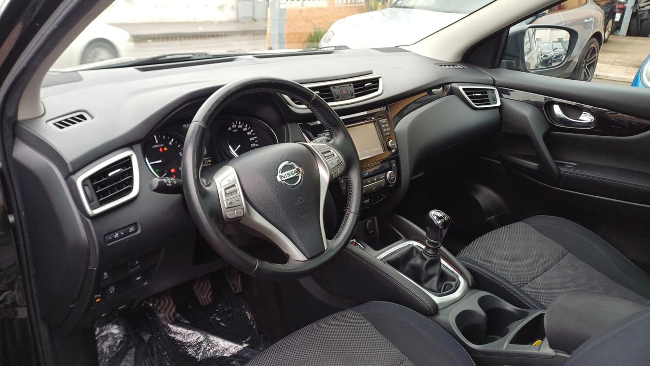Nissan Qashqai 1.5 dCi N-Connecta