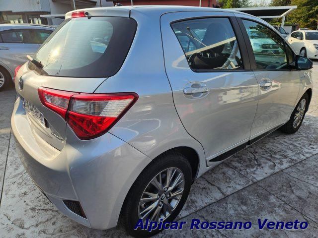 TOYOTA Yaris 1.5 Hybrid 5 porte Business