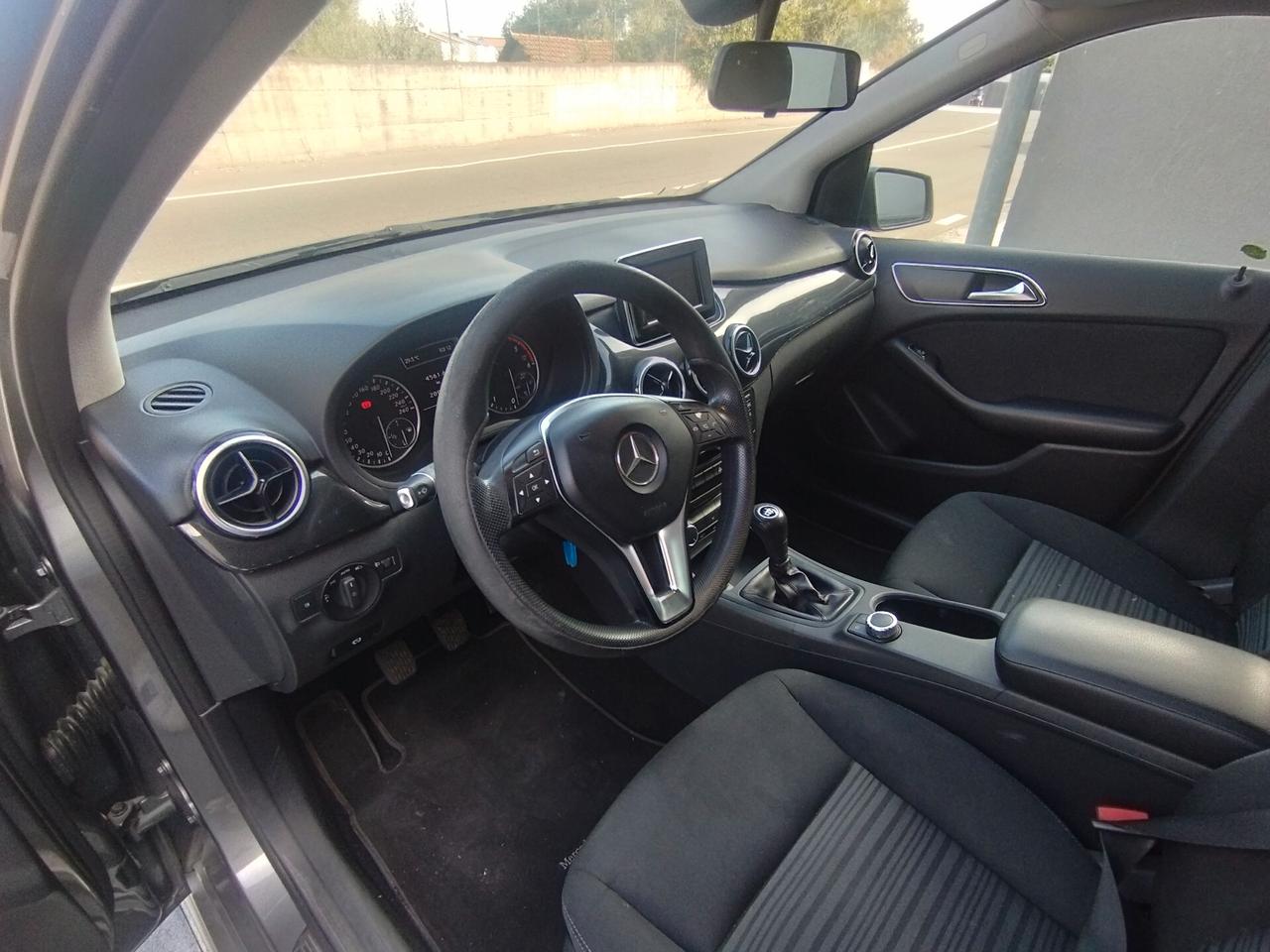 Mercedes-benz B 180 CDI Premium