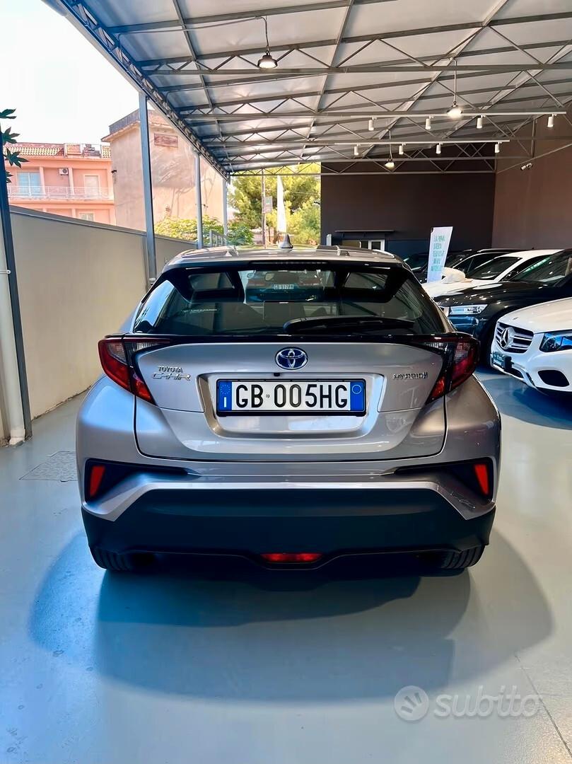 Toyota C-HR 1.8 Hybrid E-CVT Business