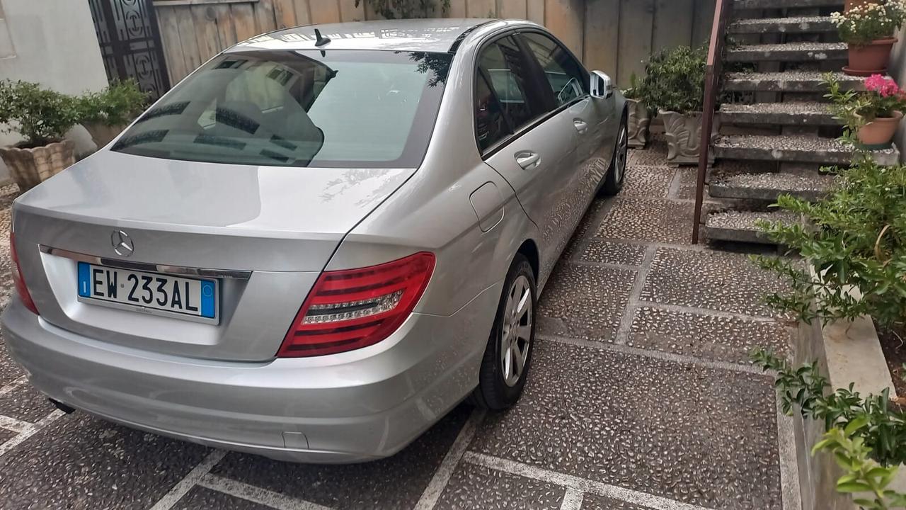 Mercedes-benz C 180 200 CDI Elegance