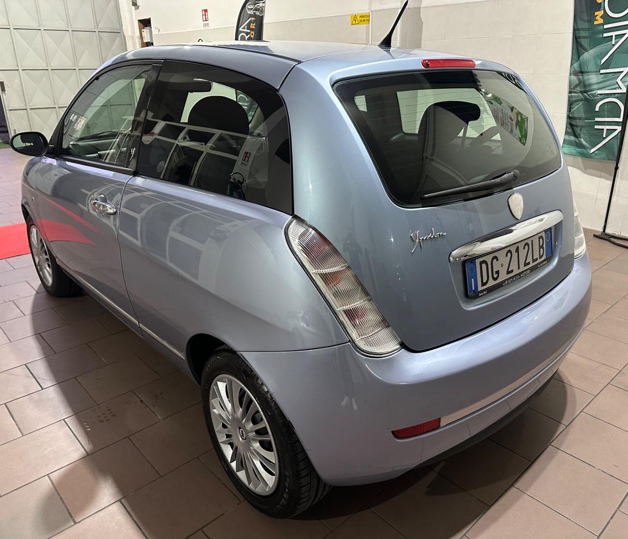 Lancia Ypsilon 1.2 Argento