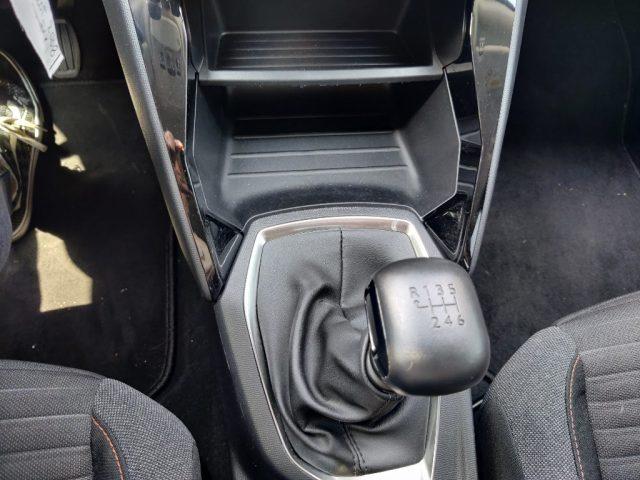 PEUGEOT 2008 PureTech 100 S&S Active Pack