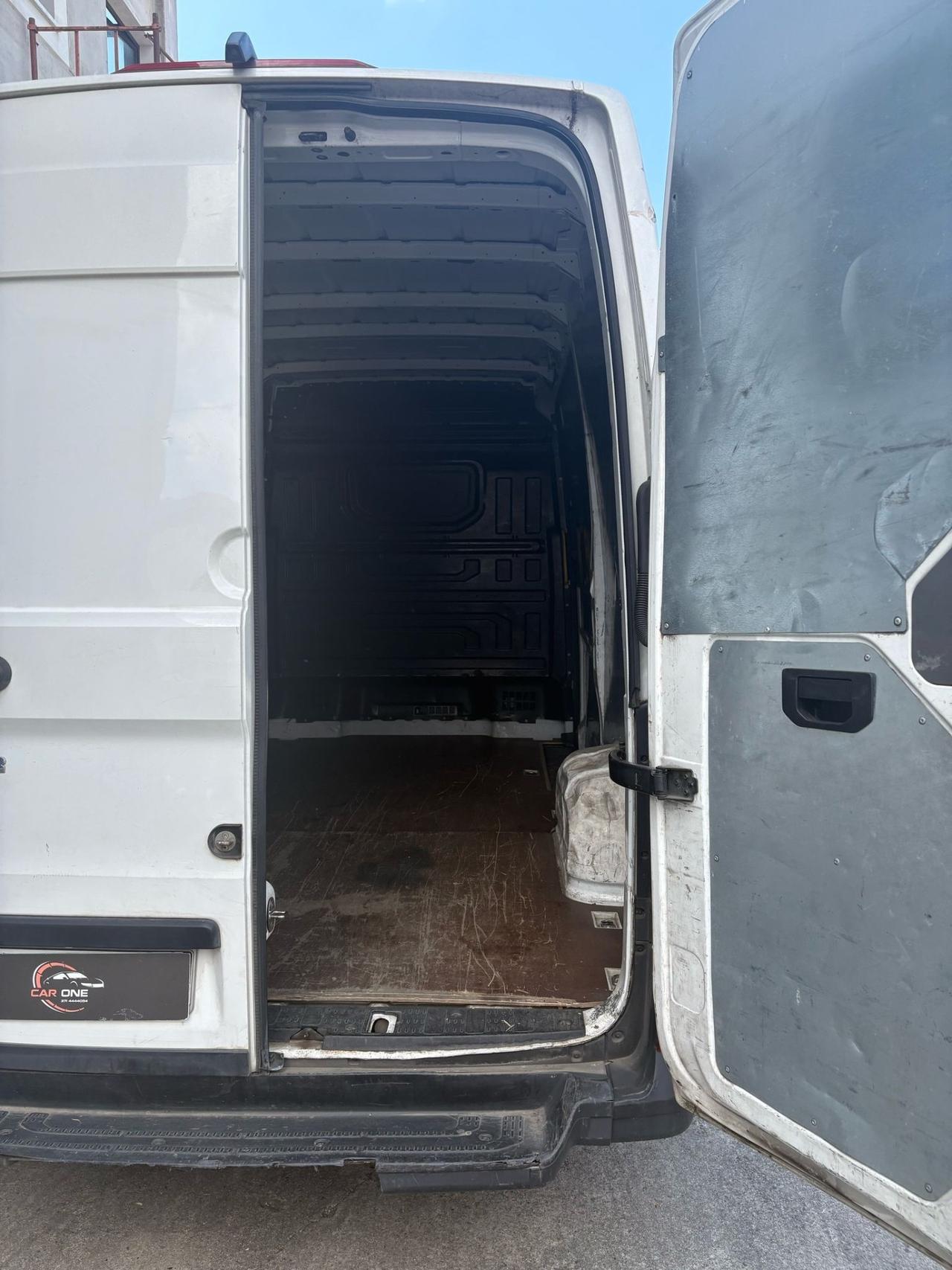 Volkswagen Crafter 2.0 diesel