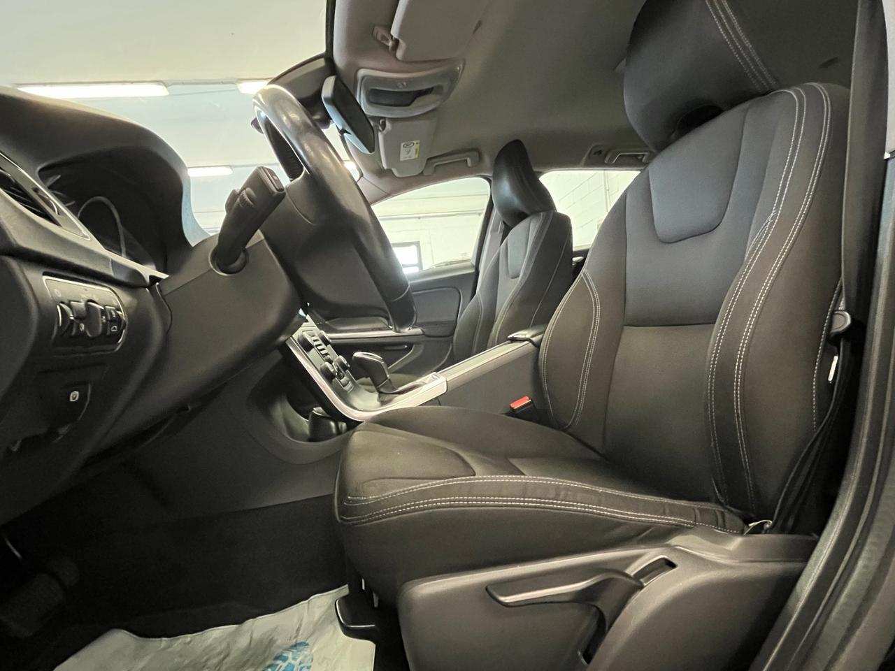 Volvo V60 D2 Geartronic Kinetic