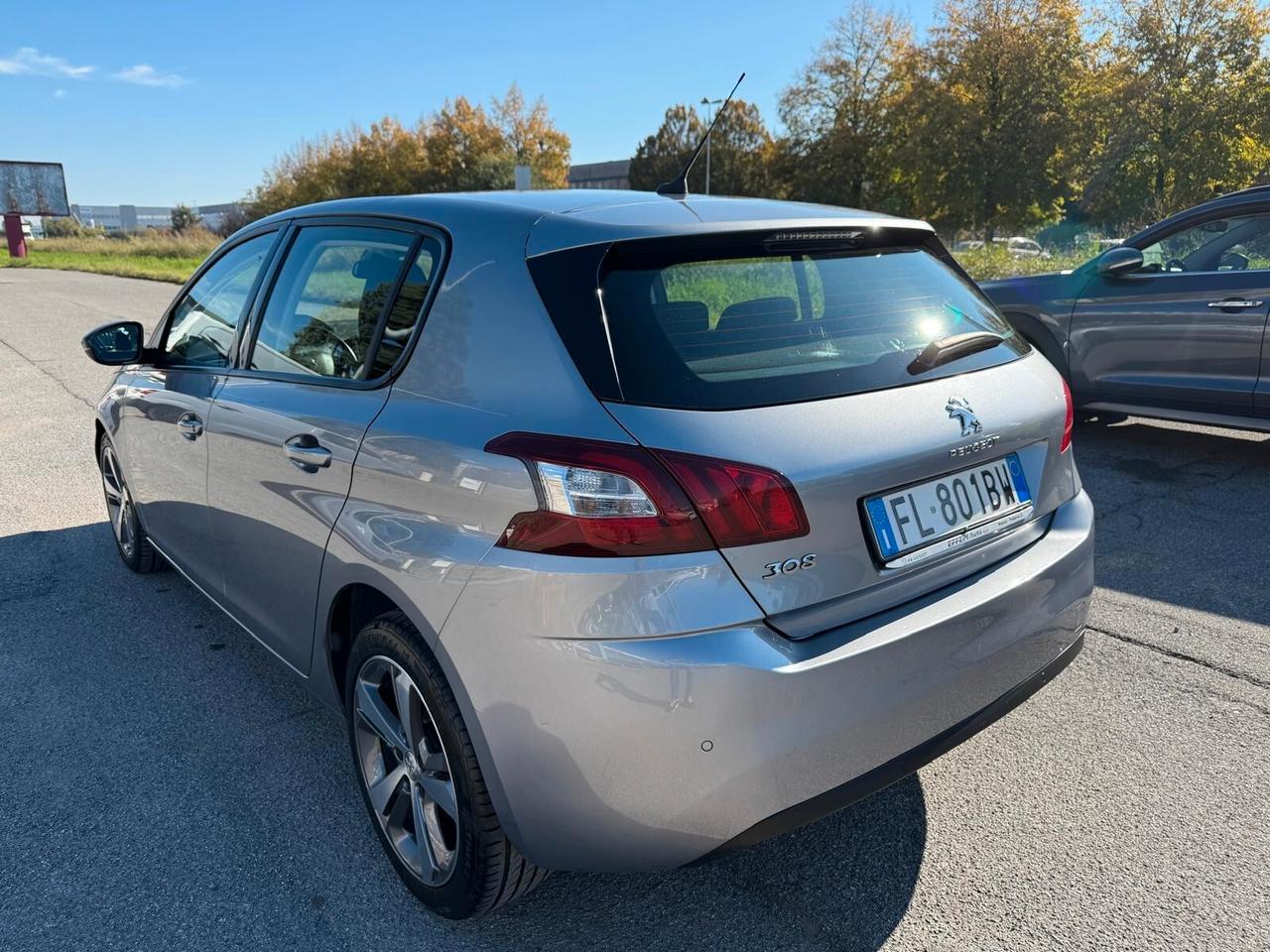 Peugeot 308 BlueHDi 120
