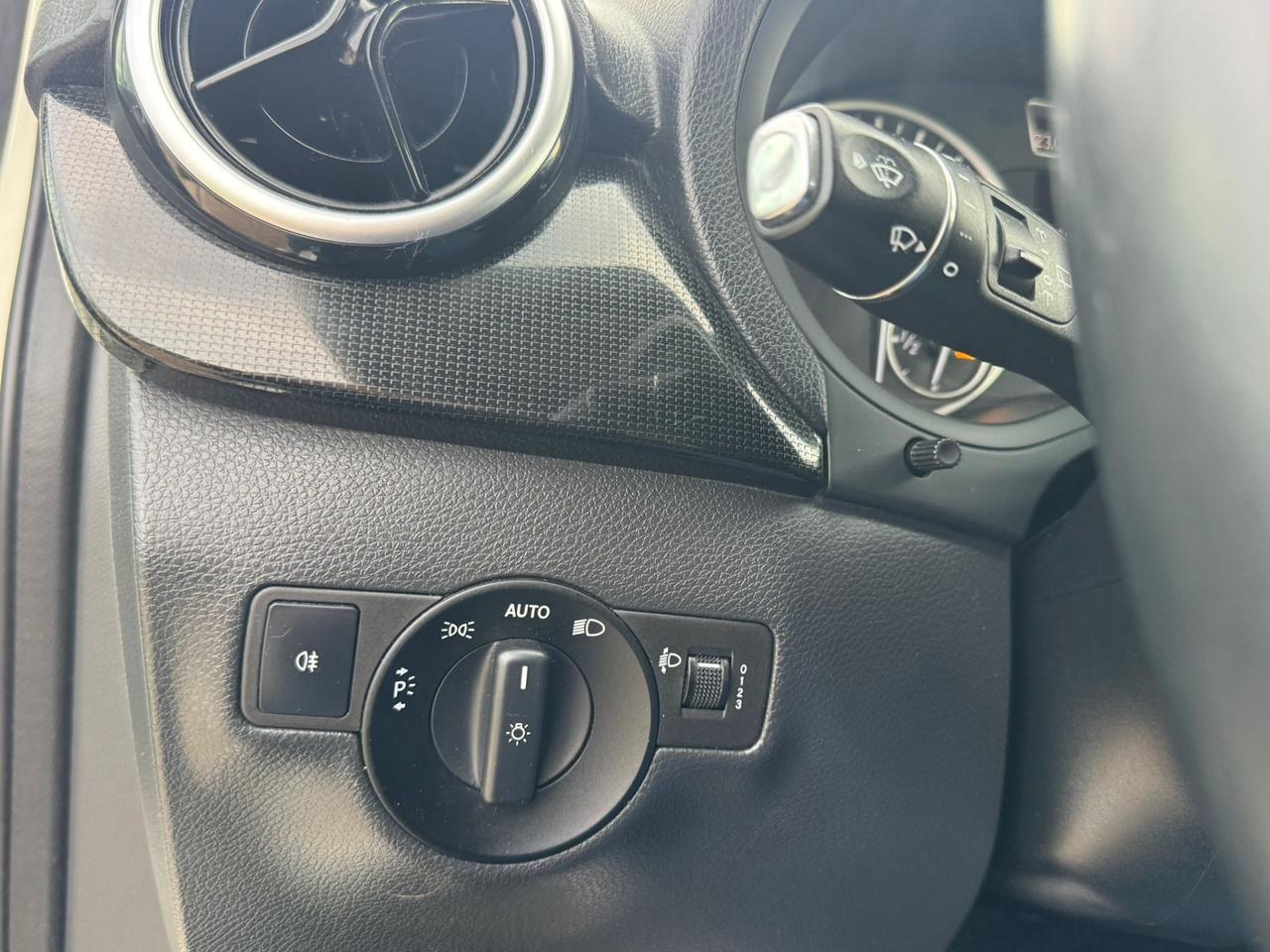 Mercedes-benz B 200 NGD Executive Gancio Traino