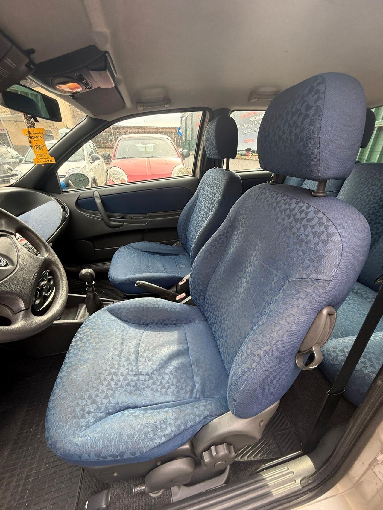 Lancia Y 1.2i cat LS