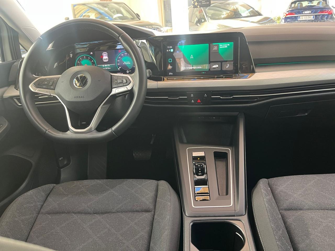 Volkswagen Golf 1.0 eTSI EVO DSG Life