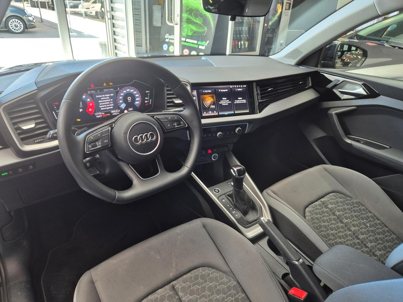 Audi A1 SPB 30 TFSI S tronic Identity Black S-line