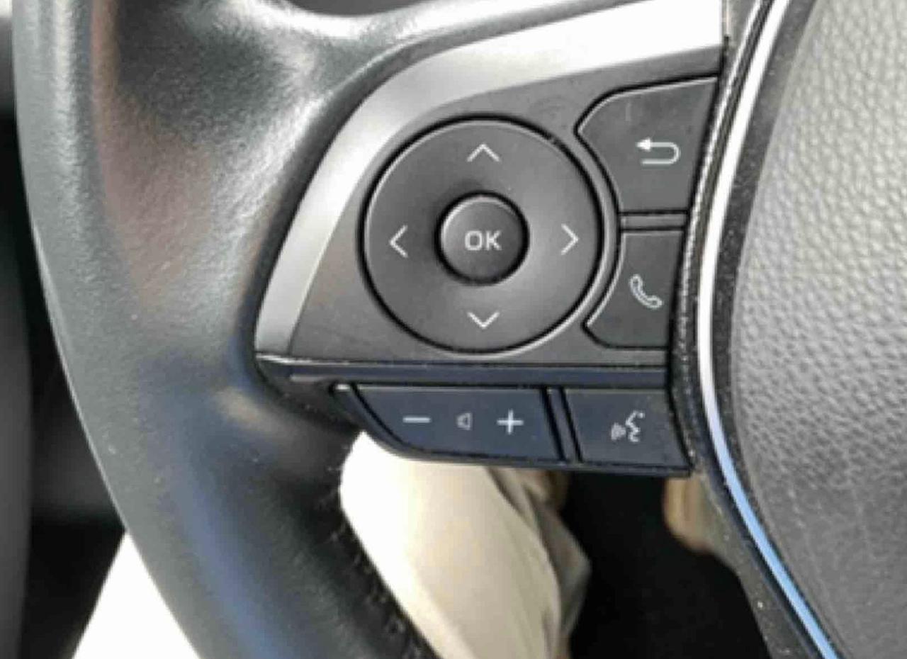 Toyota Corolla Touring Sports 1.8 Hybrid Business Tech