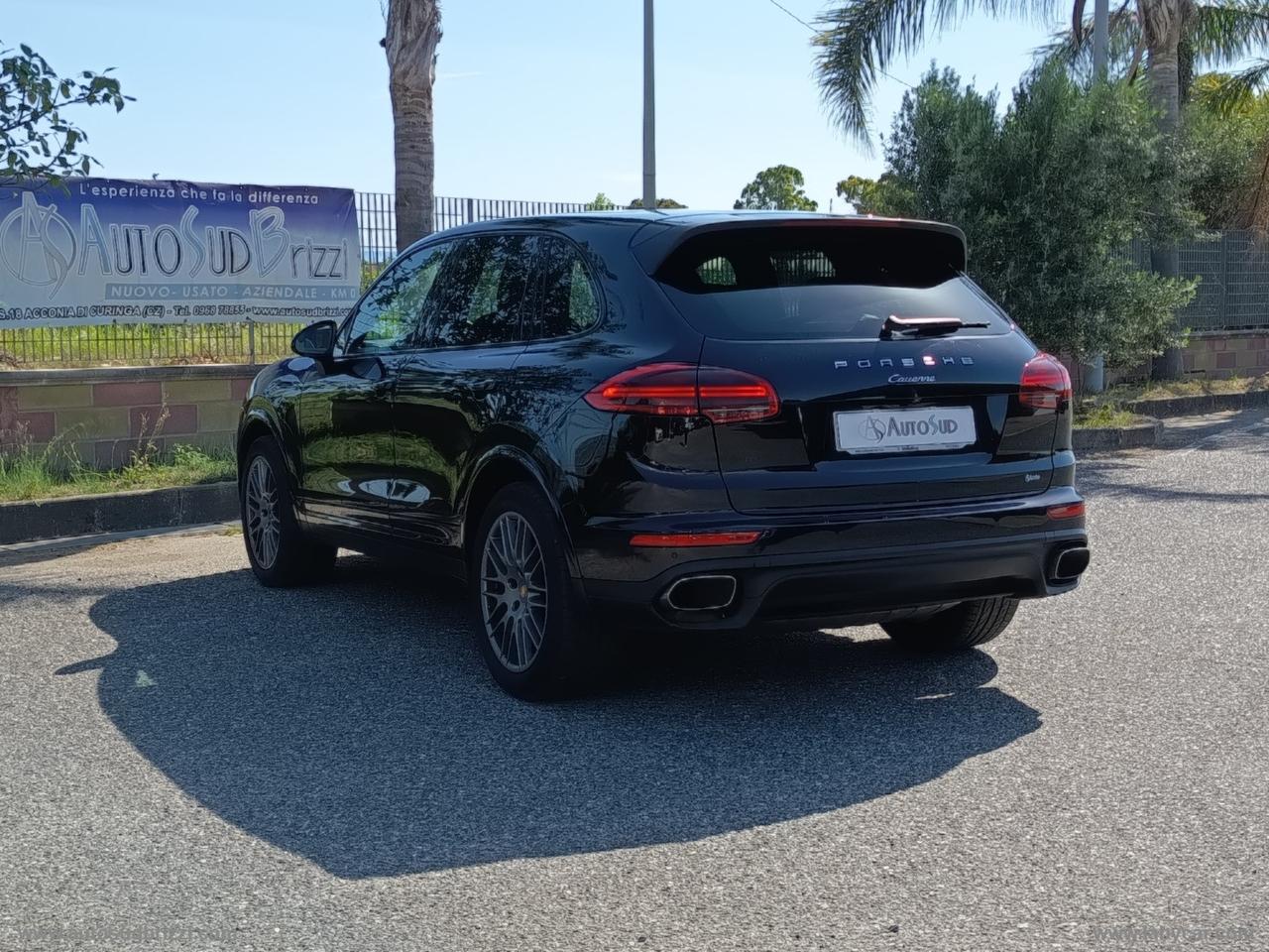 PORSCHE Cayenne 3.0 Diesel Platinum Edition