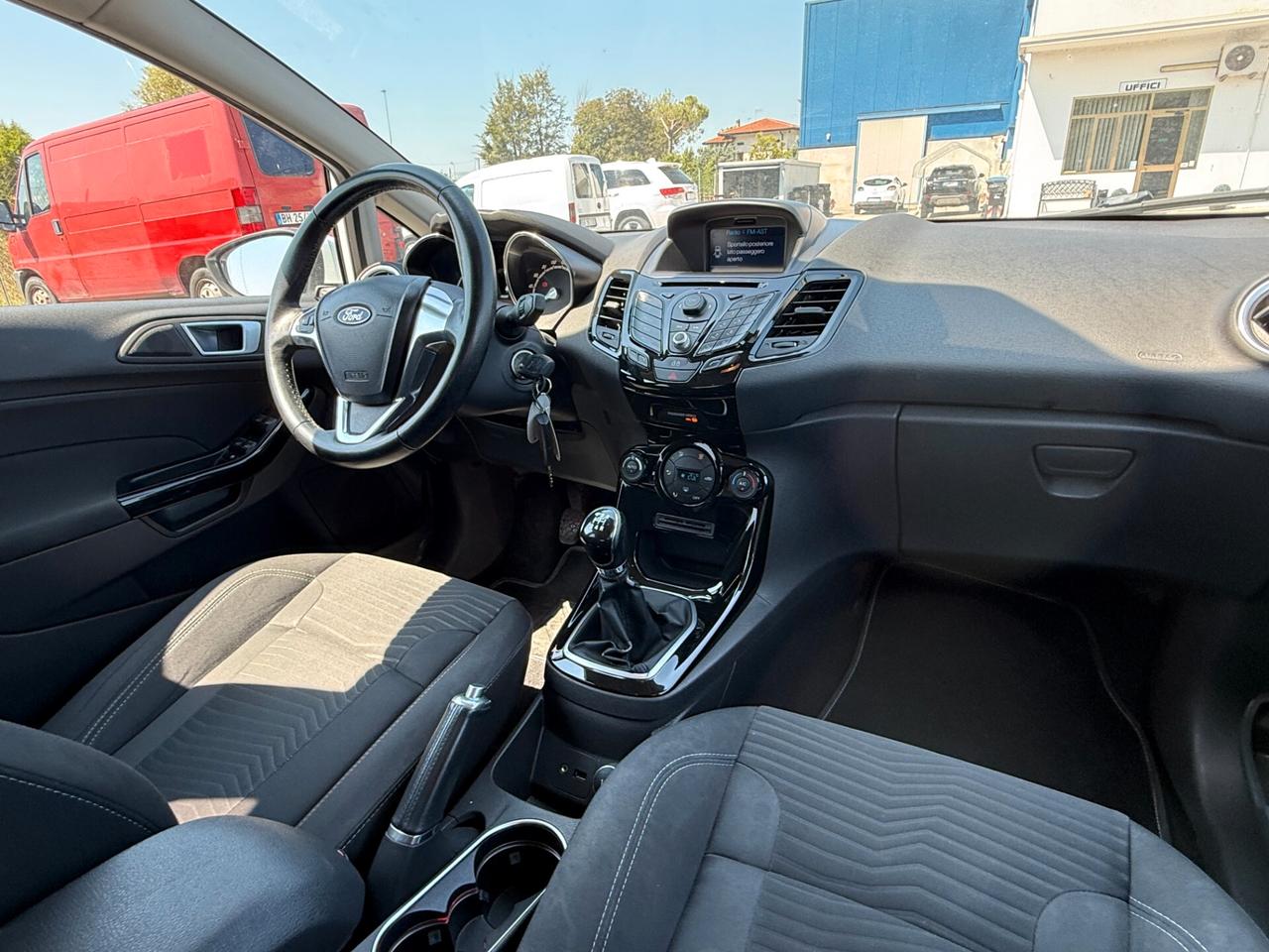 Ford Fiesta 1.5 TDCi 75CV 5 porte Titanium