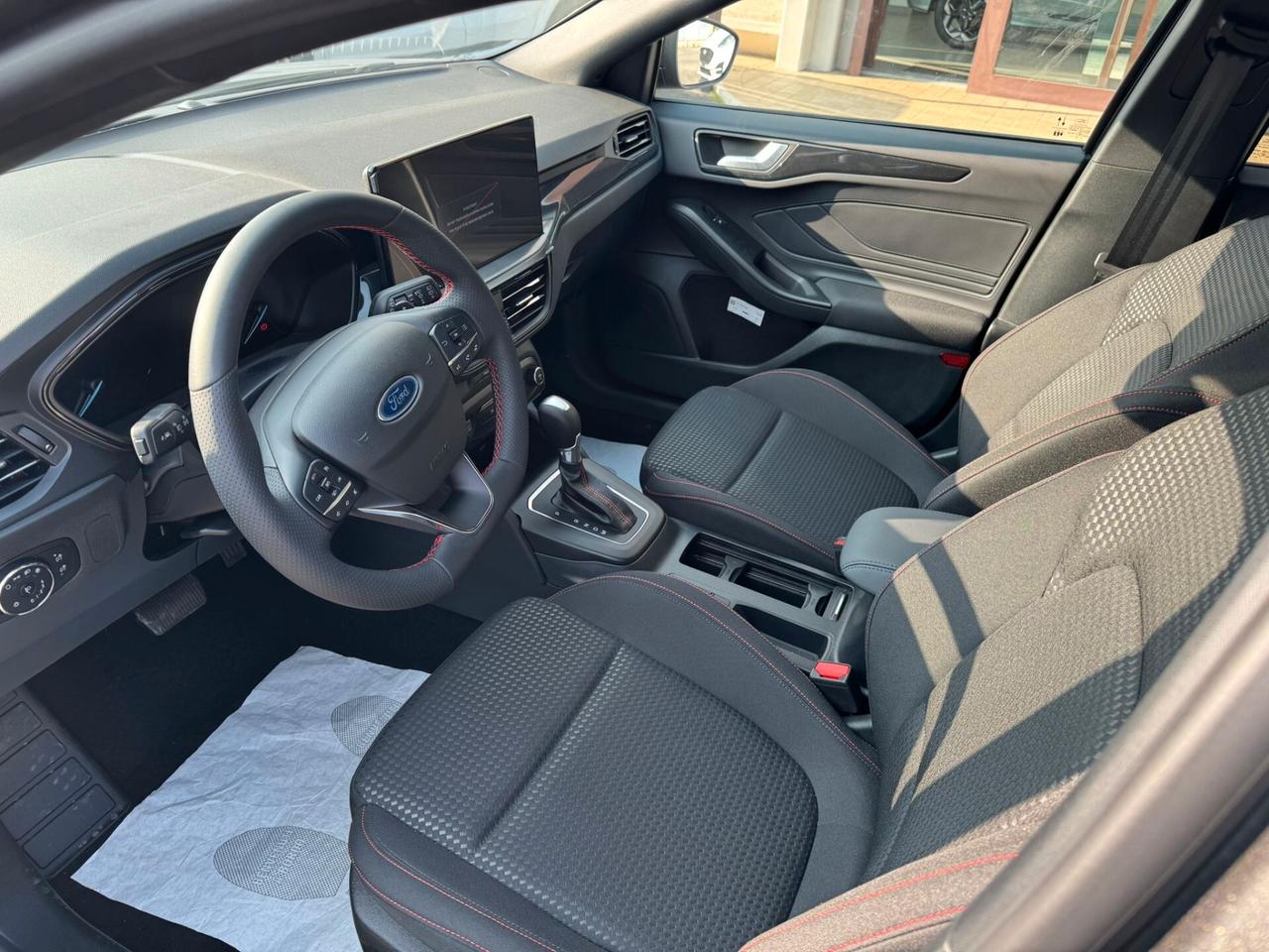 Ford Focus 1.0 EcoBoost Hybrid 125 CV 5p. ST-Line