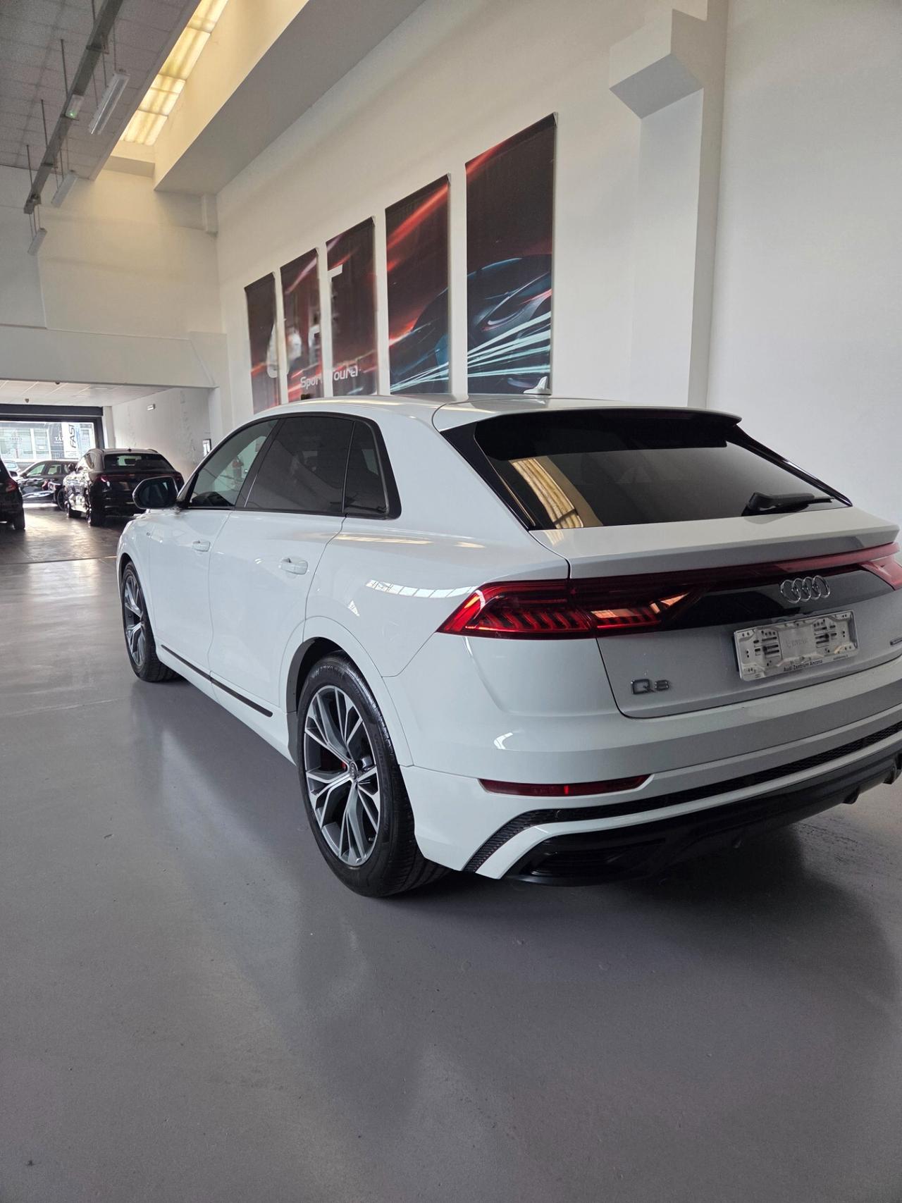 Audi Q8 50 TDI 286 CV quattro tiptronic Sport